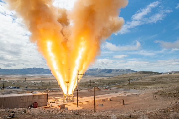 The abort motor for NASA’s Orion spacecraft Launch Abort System completes its final qualification test at the Northrop Grumman Promontory, Utah, test area. (Credit: Northrop Grumman) Northrop Grumman Successfully Tests Abort Motor for NASA’s Orion Spacecraft