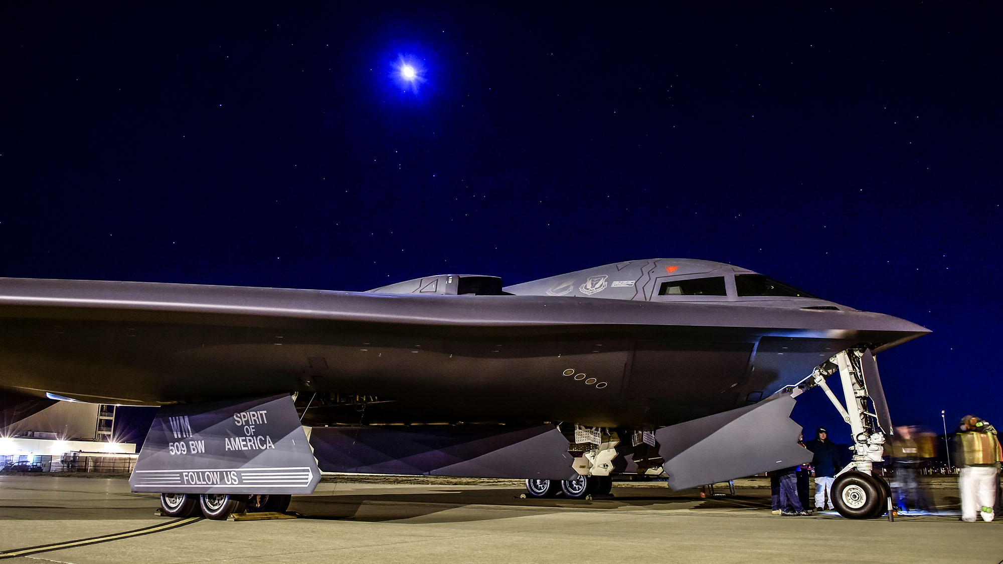 b-2-spirit-stealth-bomber_0008_160202pmar047109 B-2 Spirit Stealth Bomber at night