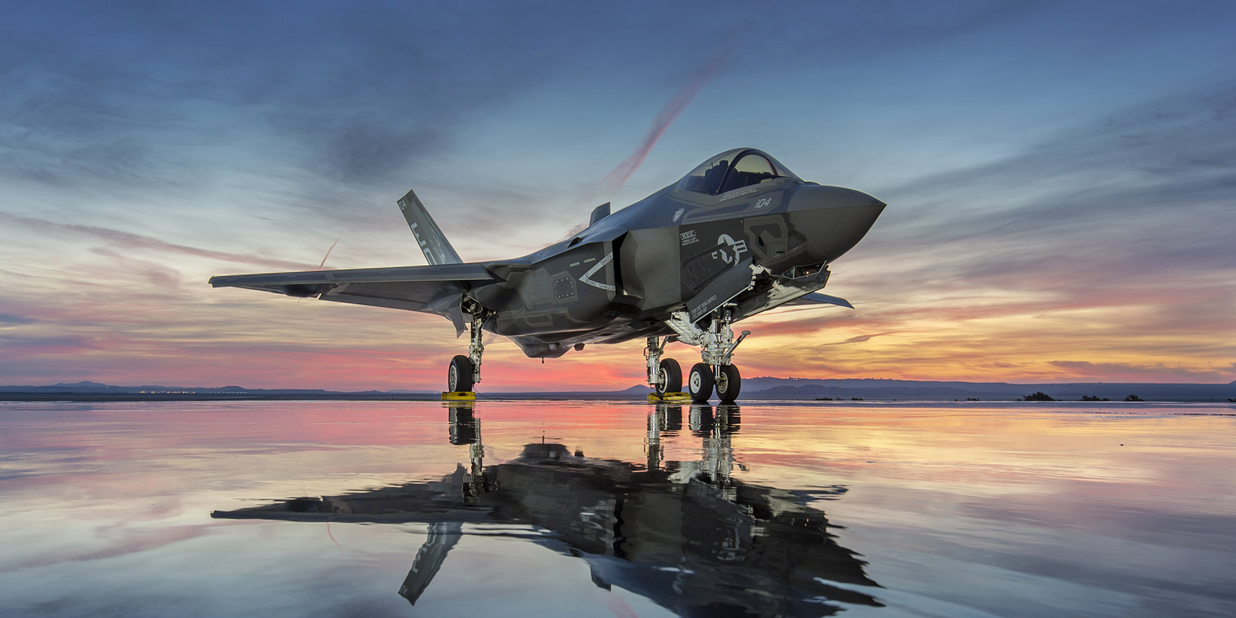 F-35 Lightning II fighter jet AN/APG-81 Active Electronically Scanned Array (AESA) Fire Control Radar