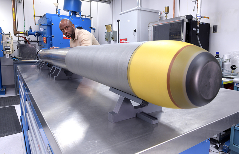 Very Light Weight Torpedo-7508 Manufacturing the Very Lightweight Torpedo